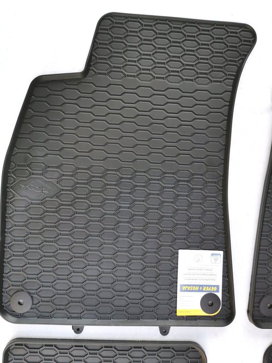 Premium quality black rubber mats compatible with Audi A6 C6 FL 2006-2011